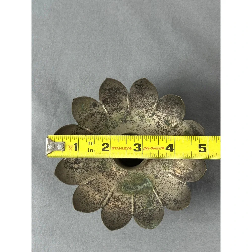 VTG Leonard Silver Company silver-plated lotus flower candle holder